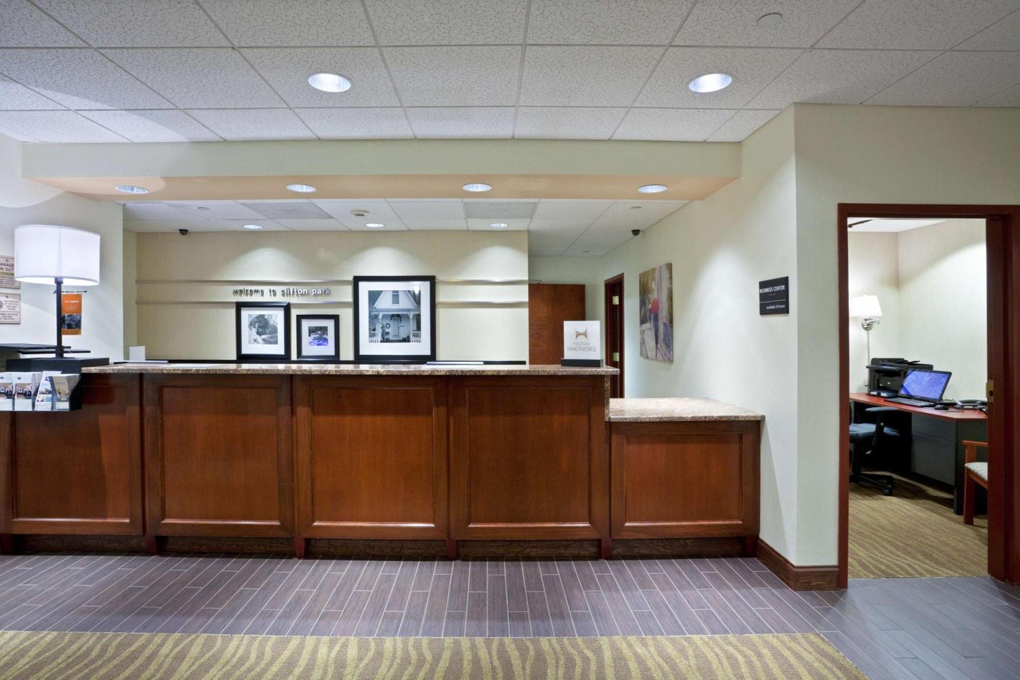 Hampton Inn Clifton Park Exterior foto